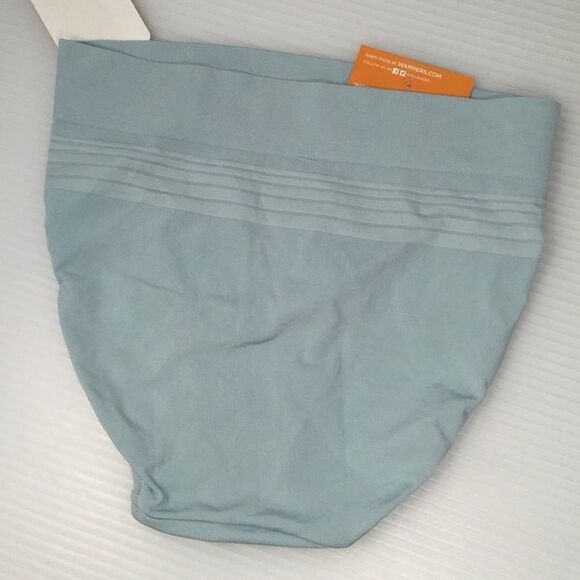 Warner’s Seamless High-Cut Panties (D13) - Picture 4 of 5